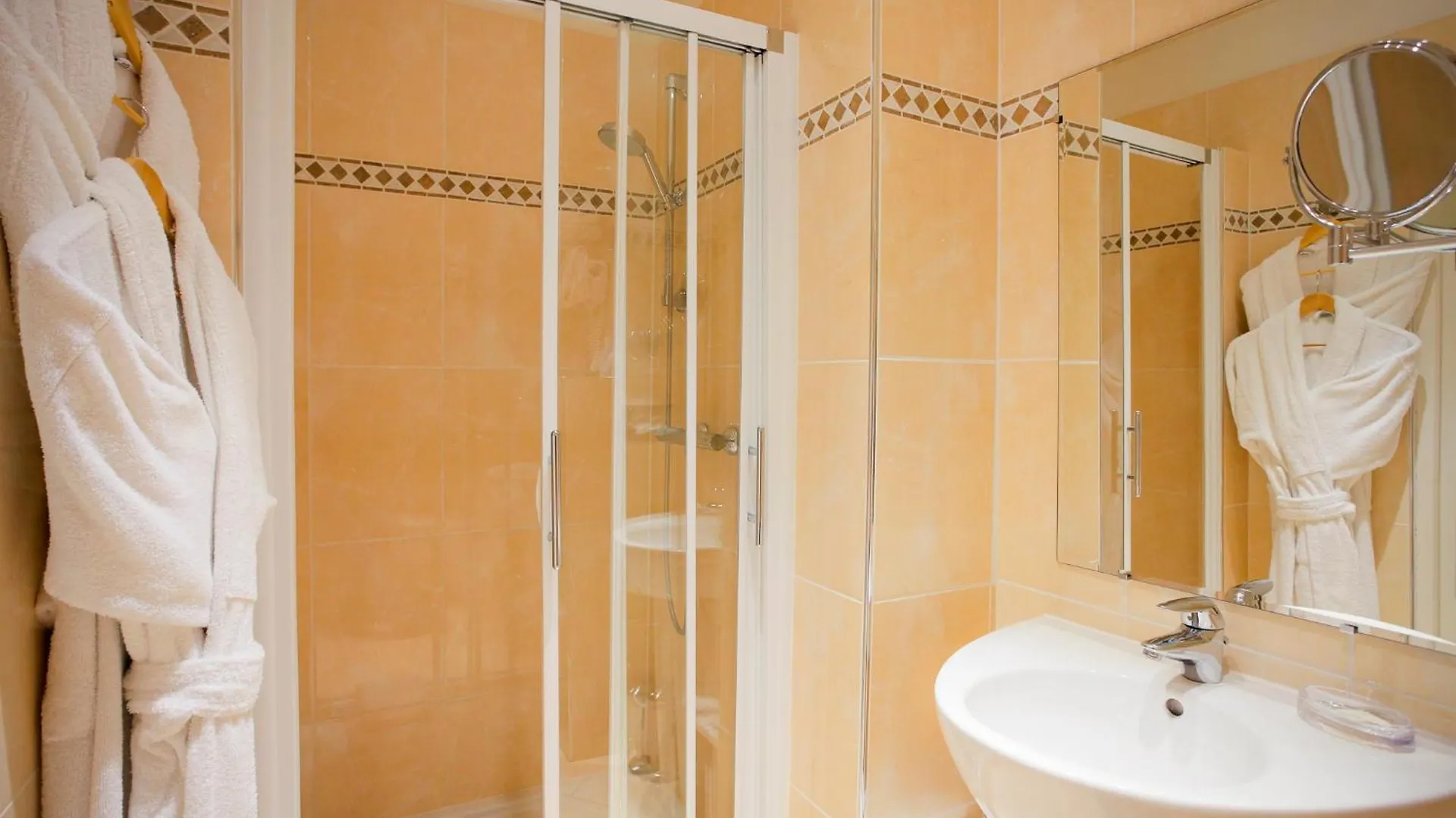 ****  Grand Hotel Des Terreaux Lyon Fransa