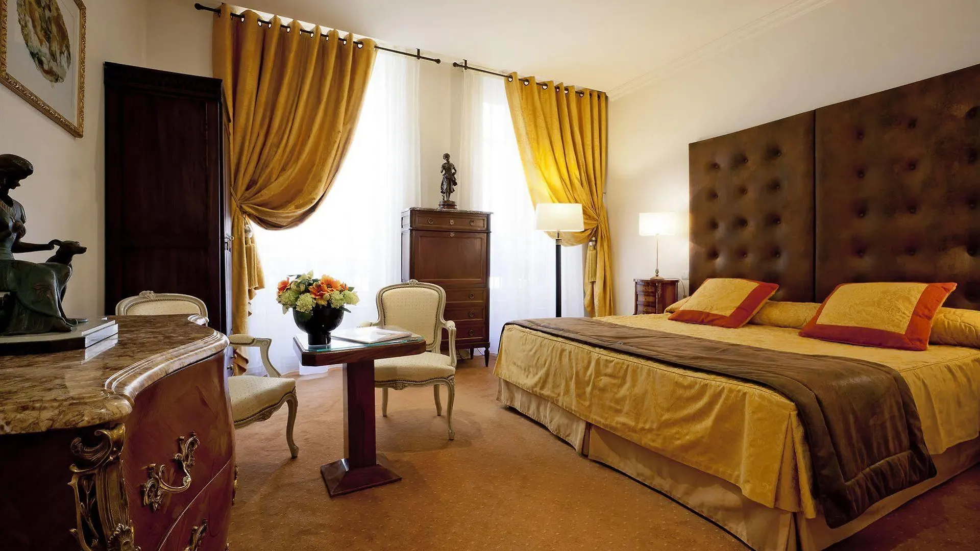 ****  Grand Hotel Des Terreaux Lyon France