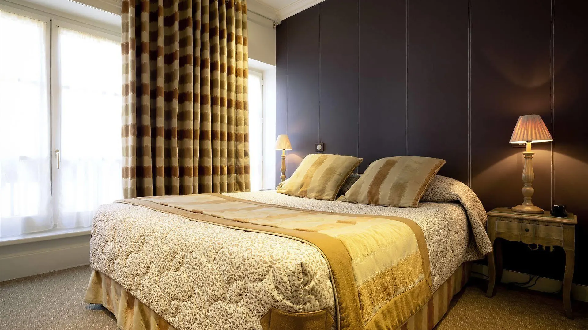 Grand Hotel Des Terreaux Lyon 4*,